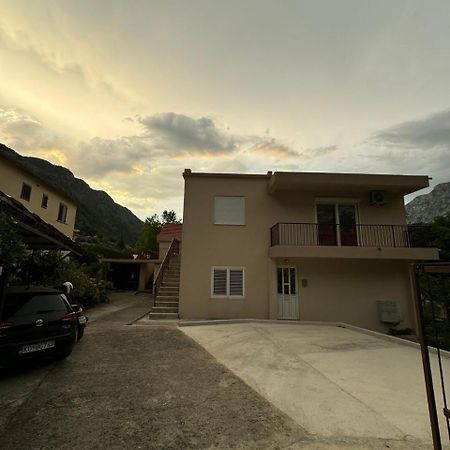 Apartmani Dada Котор Екстериор снимка