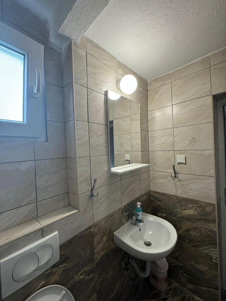 Apartmani Dada Котор Екстериор снимка