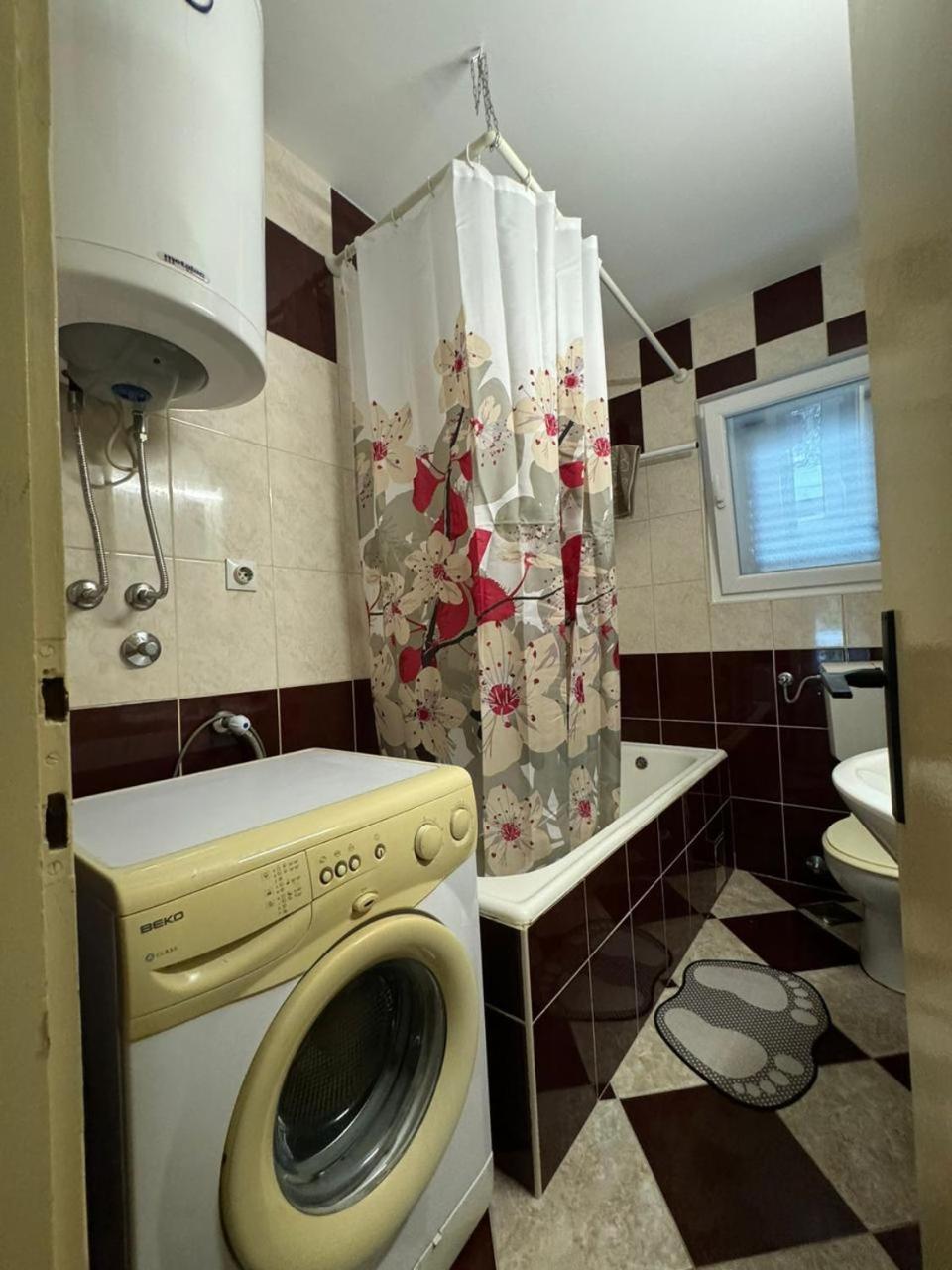 Apartmani Dada Котор Екстериор снимка